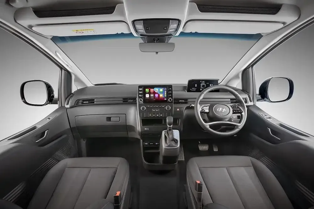 hyundai-staria-2026-interior.webp